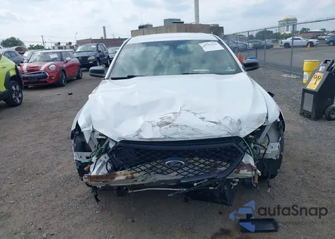 2015 Ford Taurus Police Interceptor z USA, uszkodzony, nr VIN 1FAHP2MK2FG148999